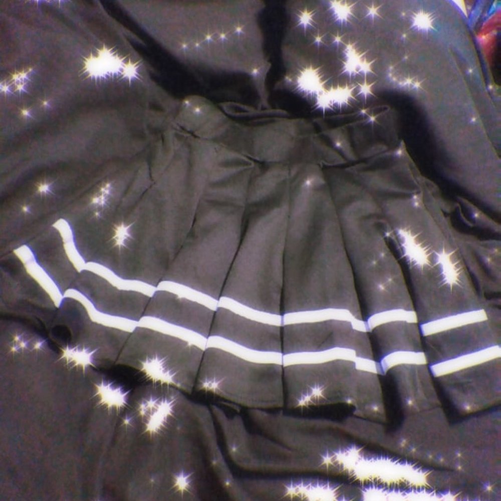Goth pleated cheerleader skirt - Picture 8 of 13
